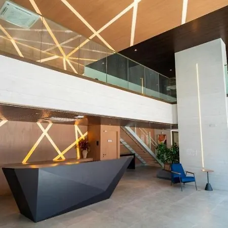 Apartamento Novo Completo - Class Meireles